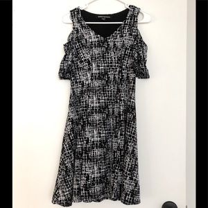 👗Robert Michaels black/white pattern dress  .Size: S ;Made in USA